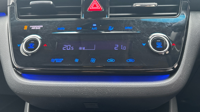 Hyundai IONIQ 1.6 GDi Hybrid Premium 5dr DCT Hybrid Hatchback